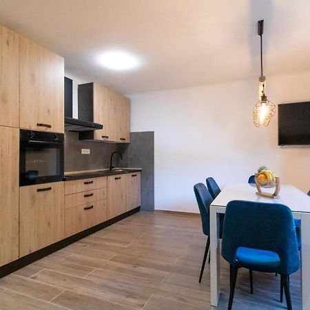 Lily Split Center Appartement Buitenkant foto