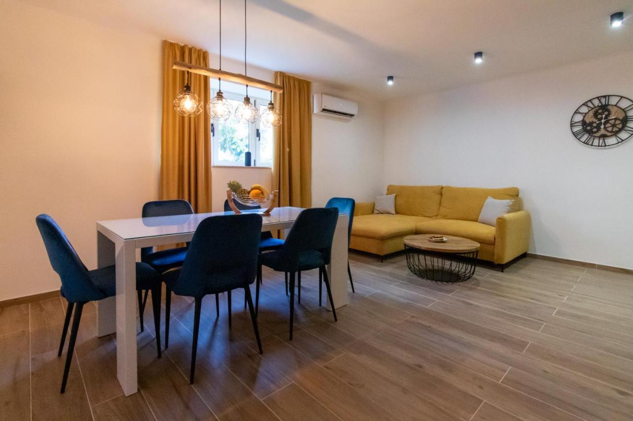 Lily Split Center Appartement Buitenkant foto